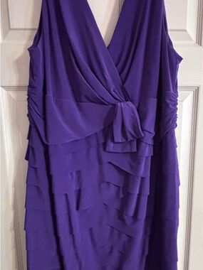Purple Ruffled V-Neck Women’s Cocktail Dress